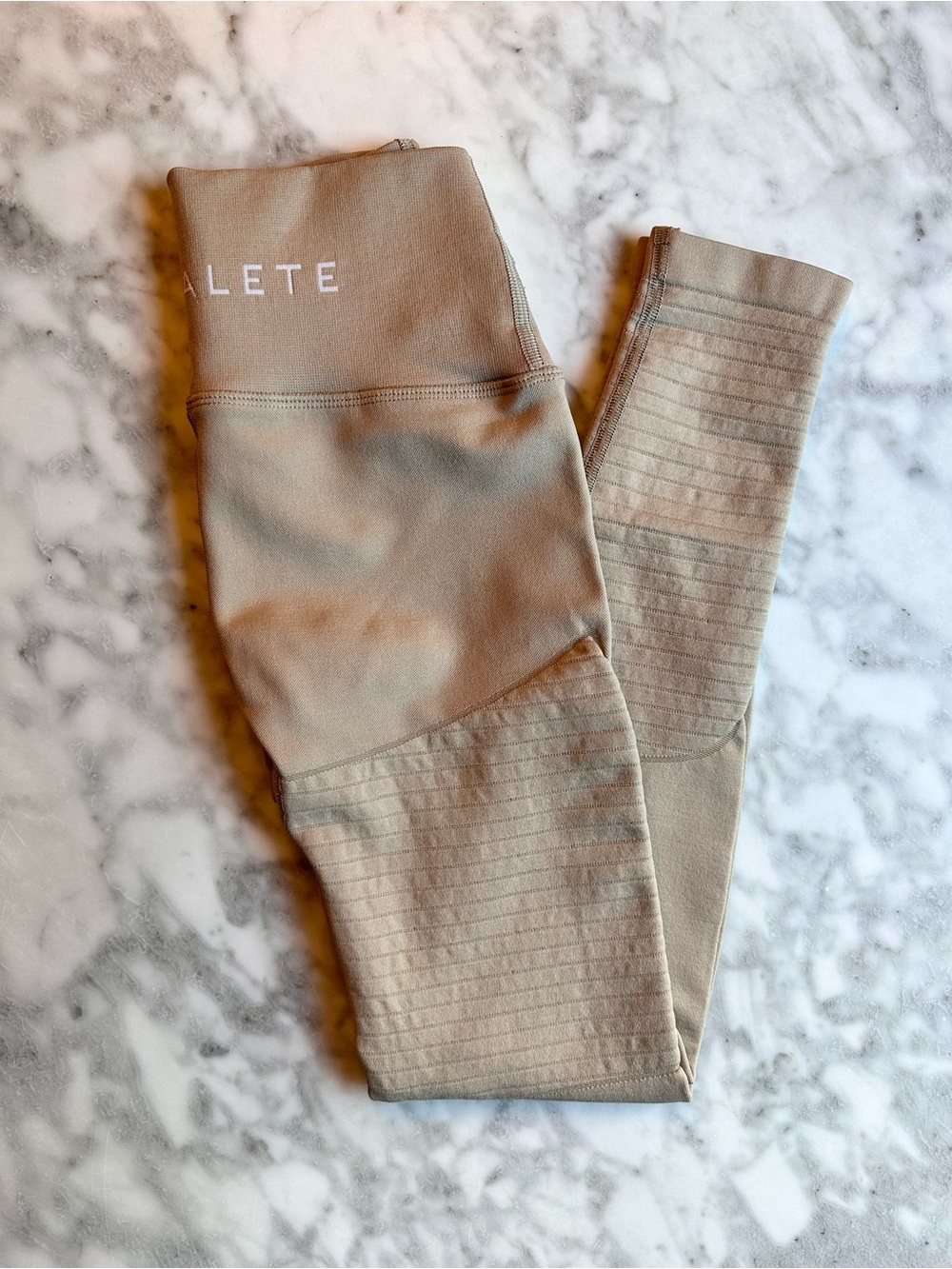 Alphalete Revival R6 Leggings